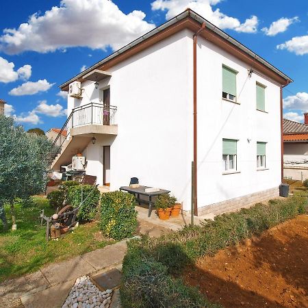 Apartment Slavica 2010 プーラ エクステリア 写真