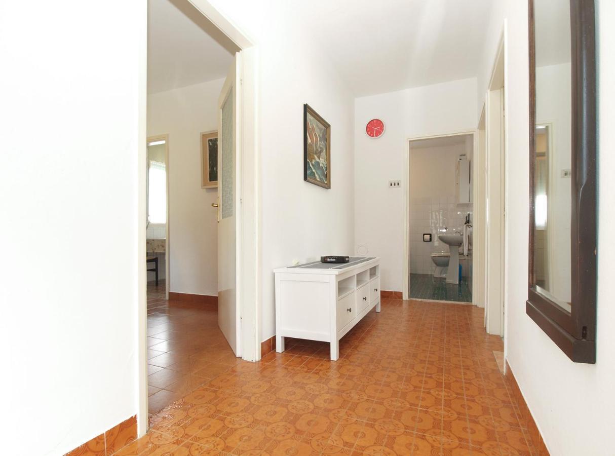 Apartment Slavica 2010 プーラ エクステリア 写真